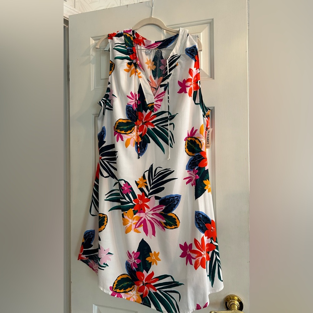 NWOT Old Navy Hawaiian sundress